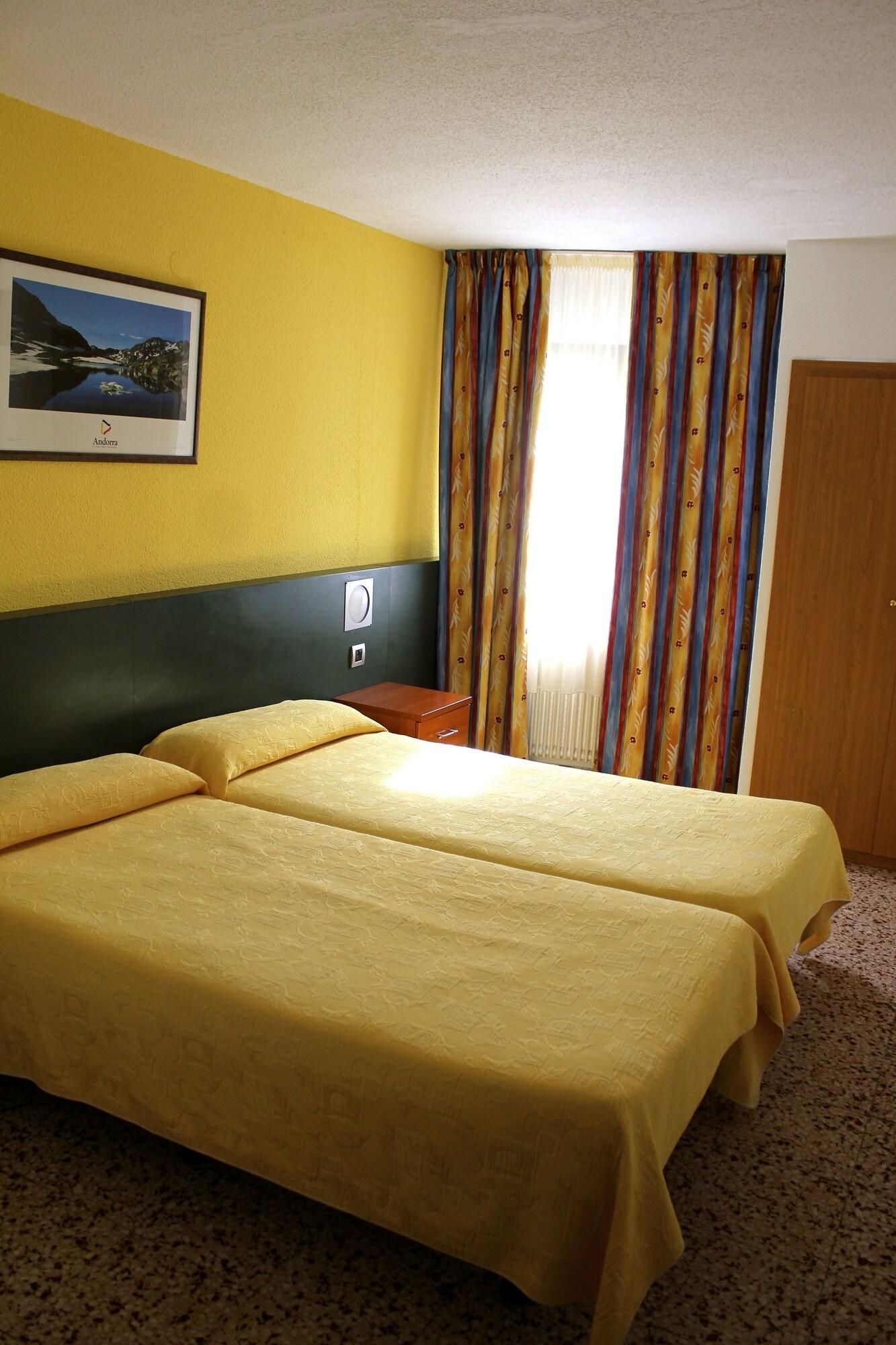 Hotel Avanti Pas De La Casa Exterior photo